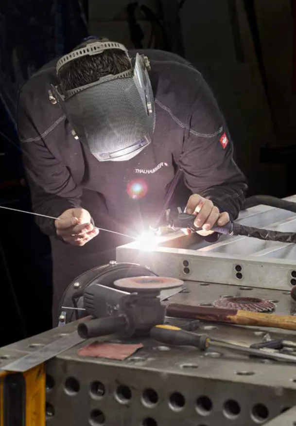 Schweissarbeit an Metallbauteil